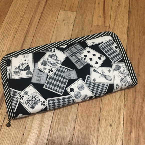 Fabric Wallet in Black and White - Picture 2 of 3